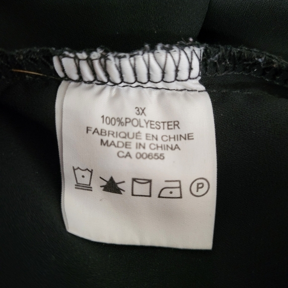 Penningtons 3X Black Button-Down Blouse - Like New - Picture 5 of 7